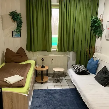 Privatzimmer In Einem Haus Inkl Parkplatz Nach Verfuegbarkeit Essen Esterno foto
